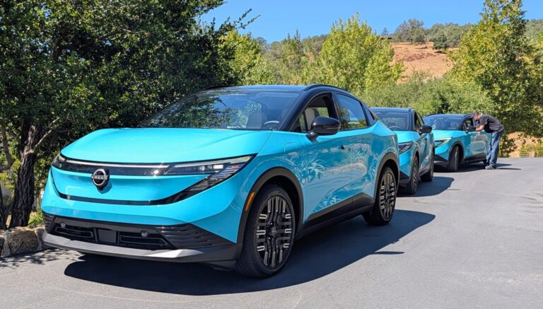 Pirmasis 2026 m. „Nissan Leaf“ važiavimas